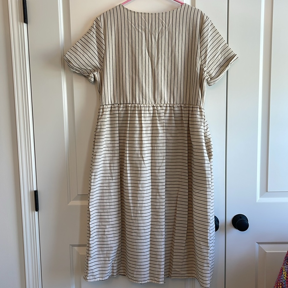 Striped Button-Front Dress - Picture 4 of 4